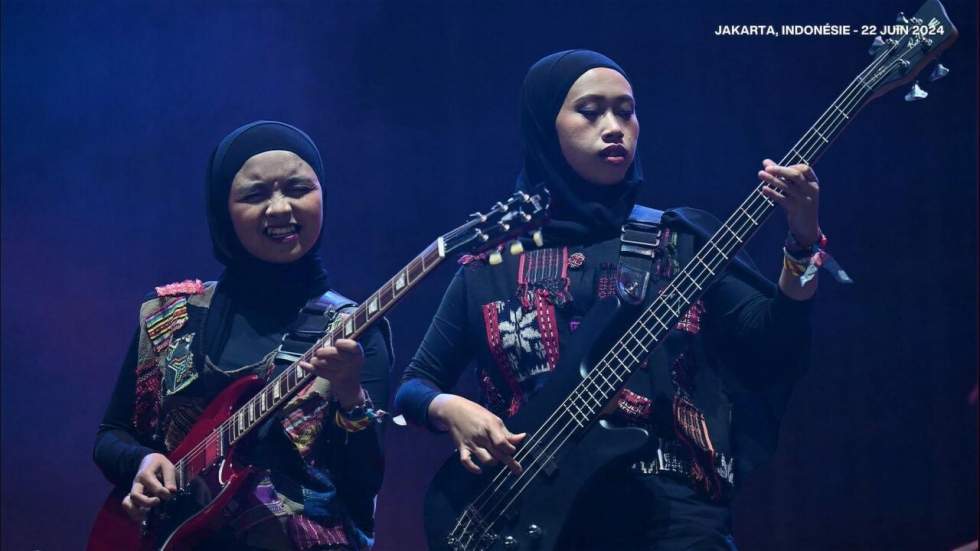 "Voice of Baceprot", quand hijab rime avec heavy metal en Indonésie "Voice of Baceprot", quand hijab rime avec heavy metal en Indonésie