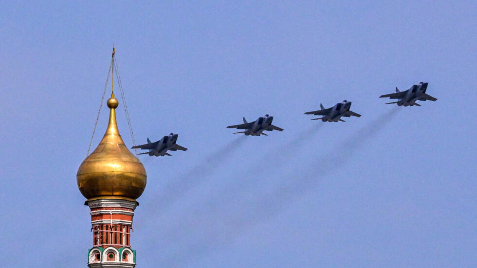 La Russie dit avoir repoussé deux bombardiers américains près de sa frontière nord