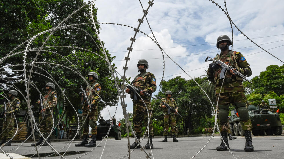 Bangladesh : plus de 2 500 personnes arrêtées à la suite des manifestations