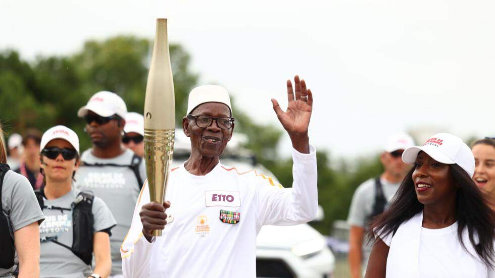 JO 2024 : Oumar Diémé, un relais de la flamme au nom de tous les tirailleurs sénégalais