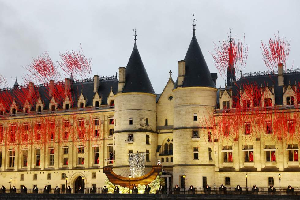 En images : les grands moments de la cérémonie d'ouverture des JO 2024 à Paris En images : les grands moments de la cérémonie d'ouverture des JO 2024 à Paris