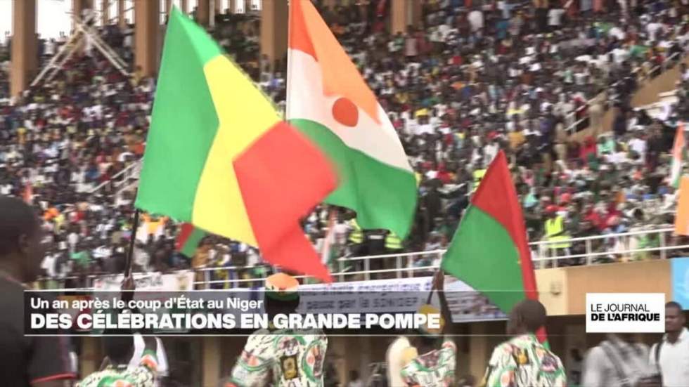 Célébrations à Niamey pour le premier anniversaire des militaires au pouvoir Célébrations à Niamey pour le premier anniversaire des militaires au pouvoir