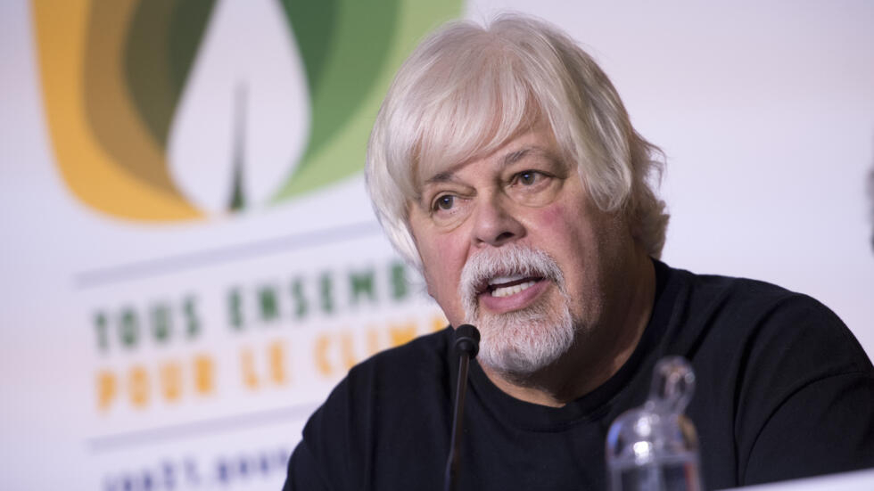 Chasse à la baleine: le Japon demande l'extradition de Paul Watson, arrêté et détenu au Groenland