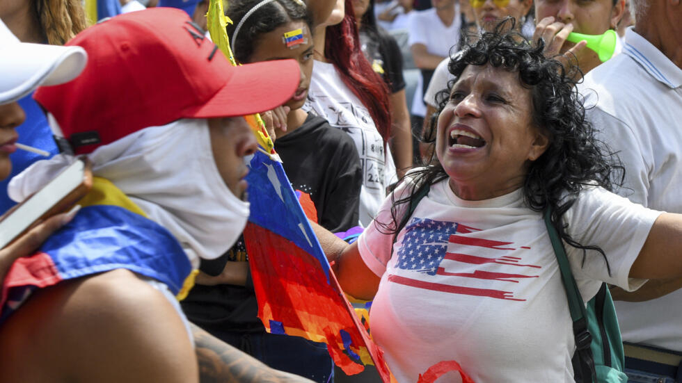 Venezuela : journée décisive de manifestations après la réélection contestée de Nicolas Maduro