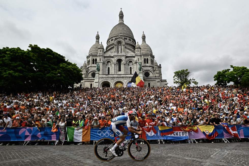 JO-2024 : Paris a vibré avec l'épreuve de cyclisme, une sorte de "Tour de France bis"