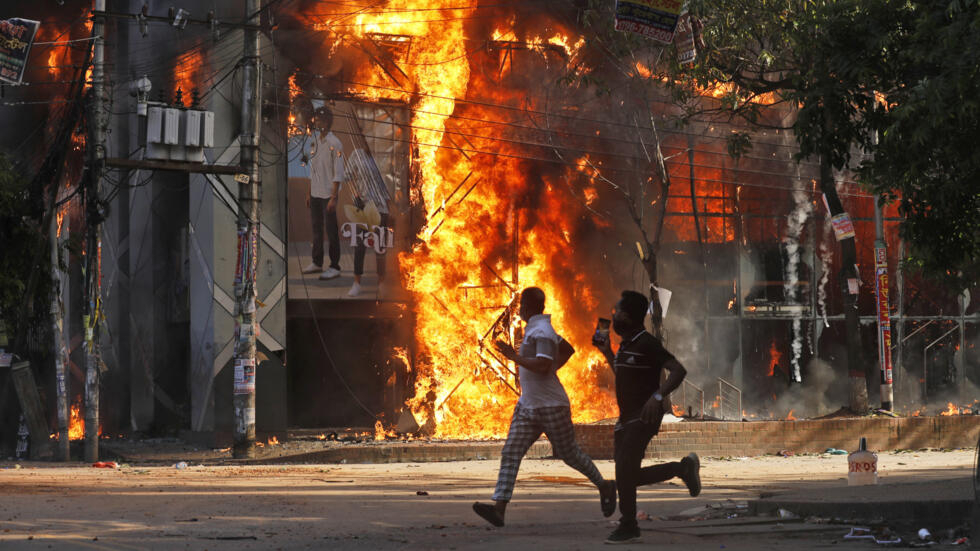 Au Bangladesh, plus de 50 morts lors de nouvelles manifestations anti-gouvernementales