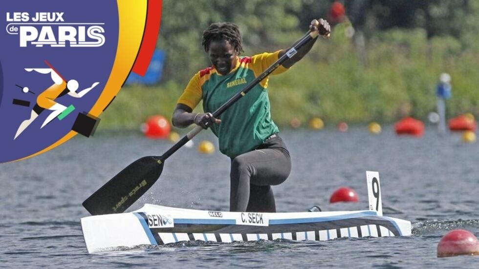 JO 2024 : Combe Seck, porte-drapeau du Sénégal et championne d'Afrique de canoë JO 2024 : Combe Seck, porte-drapeau du Sénégal et championne d'Afrique de canoë