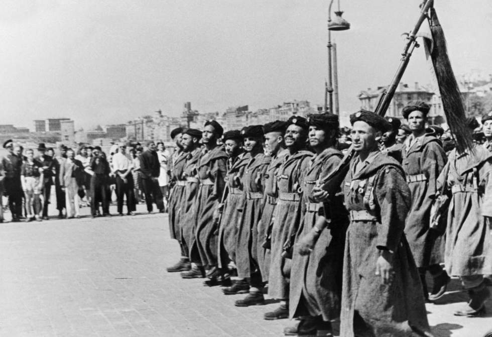 Le 15 août 1944, l’armée d’Afrique débarque en Provence pour libérer la France Le 15 août 1944, l’armée d’Afrique débarque en Provence pour libérer la France