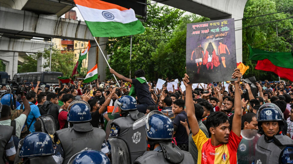 Inde : manifestations et grève des médecins se poursuivent après le viol et le meurtre d'une interne