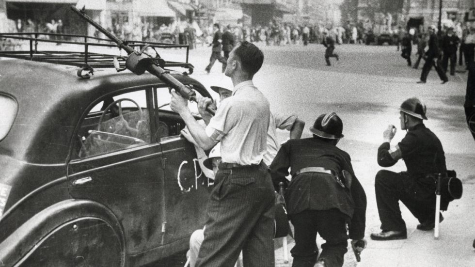 Libération de Paris en photos : il y a 80 ans, combats, soulagement et joie Libération de Paris en photos : il y a 80 ans, combats, soulagement et joie