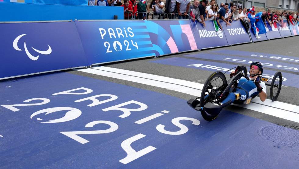 Jeux paralympiques : médaille d'or pour le relais français de handbike Jeux paralympiques : médaille d'or pour le relais français de handbike