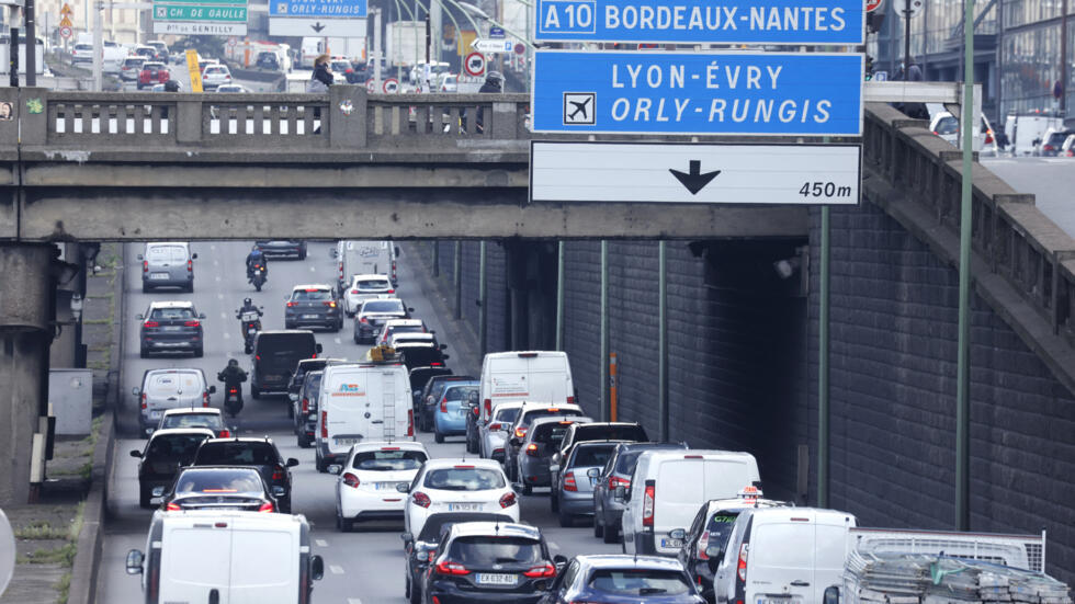 Baisser la vitesse sur le périphérique parisien, une mesure efficace contre la pollution de l'air ? Baisser la vitesse sur le périphérique parisien, une mesure efficace contre la pollution de l'air ?