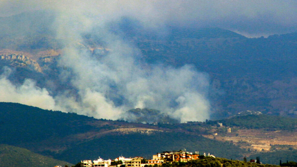 🔴 En direct : l'armée israélienne affirme que plus de 100 roquettes ont été tirées depuis le Liban