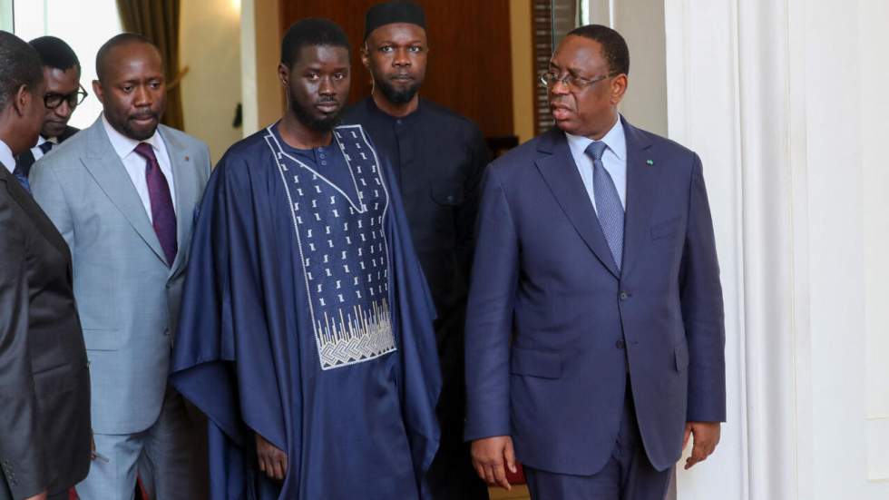 Sénégal : Ousmane Sonko et Macky Sall, têtes de liste pour les législatives Sénégal : Ousmane Sonko et Macky Sall, têtes de liste pour les législatives