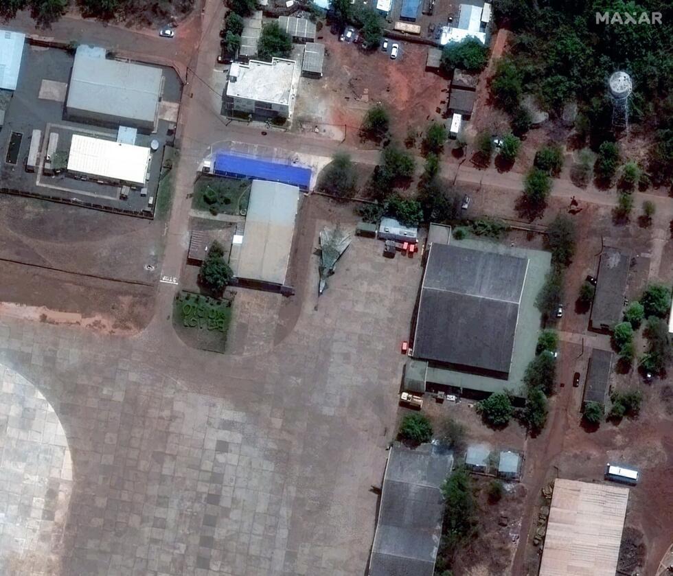 Un nouveau bombardier russe photographié au Mali, alors que Wagner annonce son départ du pays Un nouveau bombardier russe photographié au Mali, alors que Wagner annonce son départ du pays