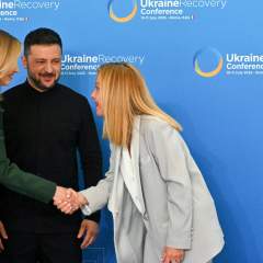 Volodymyr Zelensky à Rome pour assister à une conférence sur l'Ukraine Volodymyr Zelensky à Rome pour assister à une conférence sur l'Ukraine