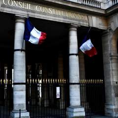 Le Conseil Constitutionnel déclare trois députés inéligibles et les contraint à démissionner Le Conseil Constitutionnel déclare trois députés inéligibles et les contraint à démissionner