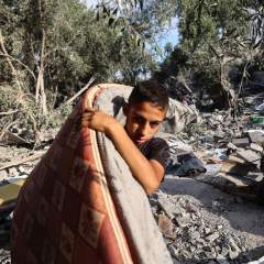 À Gaza, plus de 30 morts dans de nouveaux raids israéliens À Gaza, plus de 30 morts dans de nouveaux raids israéliens