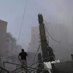 L'armée israélienne bombarde le Hezbollah dans le sud du Liban L'armée israélienne bombarde le Hezbollah dans le sud du Liban