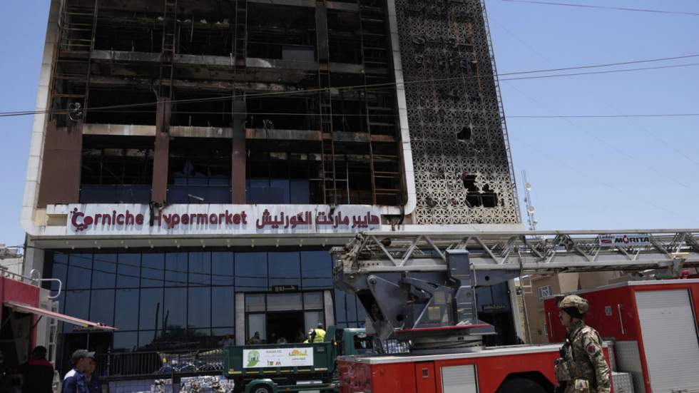 Irak : un incendie dans un centre commercial fait plus de 60 morts, trois jours de deuil décrétés