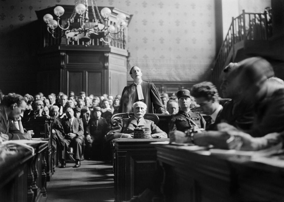 Trahison et déshonneur : il y a 80 ans, le procès Pétain Trahison et déshonneur : il y a 80 ans, le procès Pétain