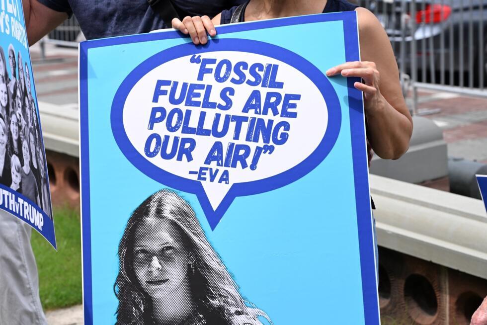 Changement climatique : de jeunes Américains attaquent l'administration Trump en justice