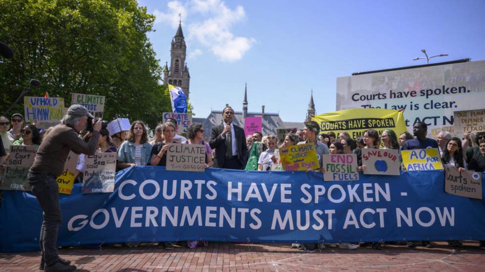 Climat : la CIJ ouvre la voie à une obligation de "réparations" pour les pays pollueurs Climat : la CIJ ouvre la voie à une obligation de "réparations" pour les pays pollueurs