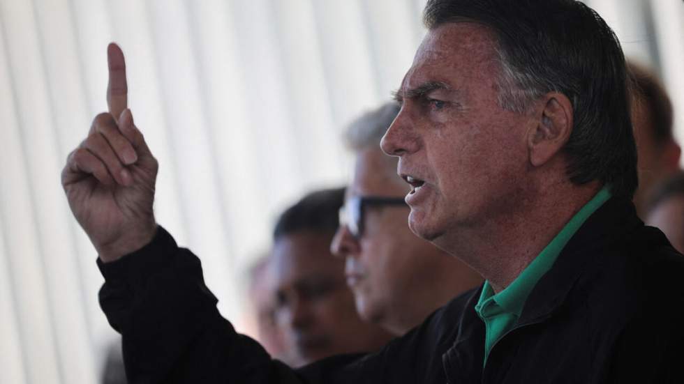 L'ex-président du Brésil Jair Bolsonaro échappe pour l'instant à la prison L'ex-président du Brésil Jair Bolsonaro échappe pour l'instant à la prison