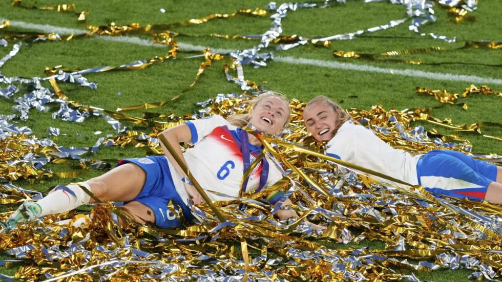 Bilan de l'Euro : le sacre anglais, une affluence record et le flop des Bleues Bilan de l'Euro : le sacre anglais, une affluence record et le flop des Bleues