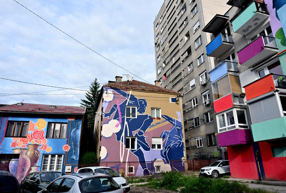 L'instant + : à Sarajevo, le street art pour effacer les stigmates de la guerre L'instant + : à Sarajevo, le street art pour effacer les stigmates de la guerre