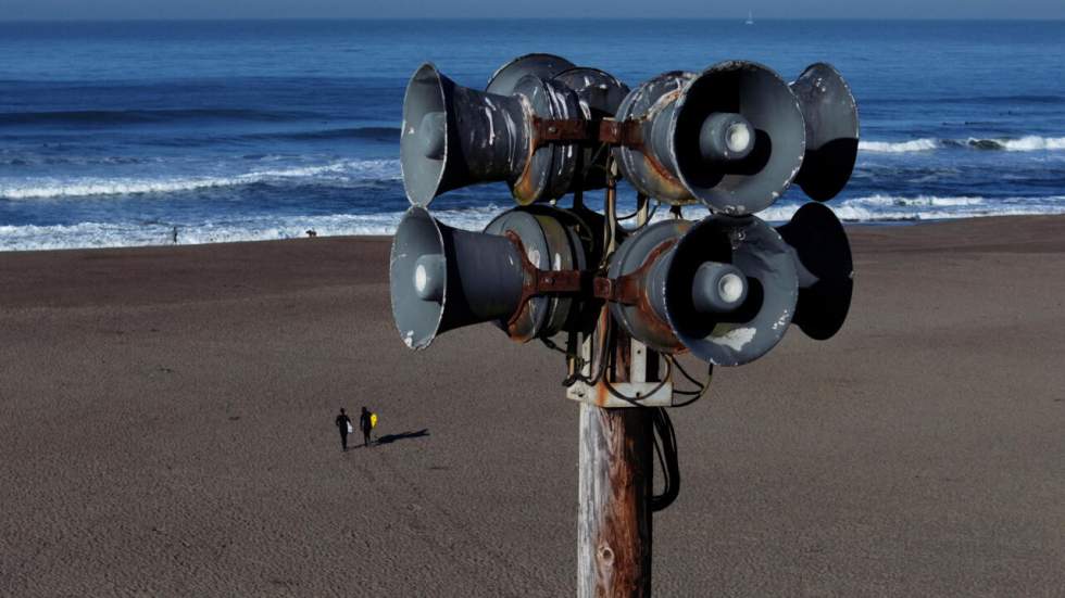 "Le monde est mieux préparé face aux tsunamis" : comment les systèmes d'alerte se sont améliorés "Le monde est mieux préparé face aux tsunamis" : comment les systèmes d'alerte se sont améliorés