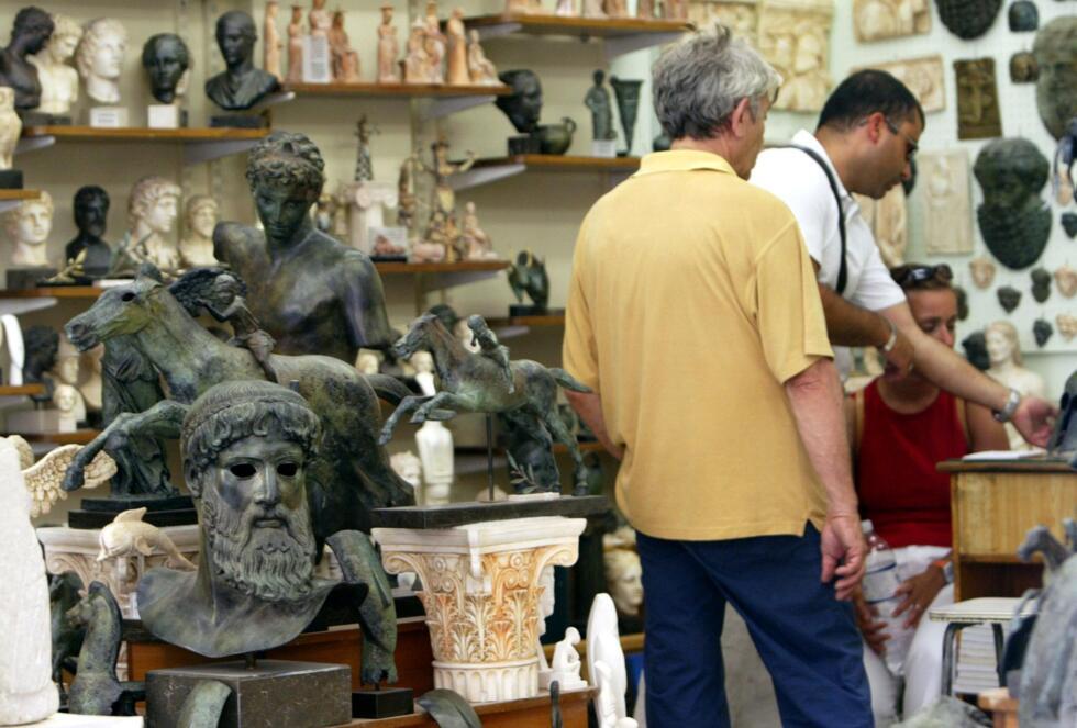 "Agir avant qu'il ne soit trop tard" : à Athènes, l'inquiétude monte face au surtourisme "Agir avant qu'il ne soit trop tard" : à Athènes, l'inquiétude monte face au surtourisme