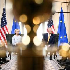 Droits de douane : L'UE suspend ses mesures de riposte après l'accord commercial noué avec Trump Droits de douane : L'UE suspend ses mesures de riposte après l'accord commercial noué avec Trump