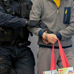 Espionnage pour la Chine : un ex-collaborateur de l'extrême droite allemande face aux juges Espionnage pour la Chine : un ex-collaborateur de l'extrême droite allemande face aux juges