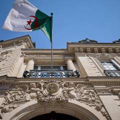 Un diplomate algérien visé par un mandat d'arrêt pour le rapt d'un influenceur en France Un diplomate algérien visé par un mandat d'arrêt pour le rapt d'un influenceur en France