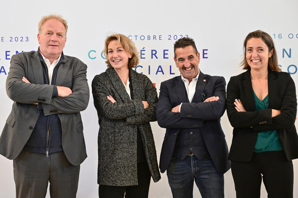 Jours fériés : le gouvernement veut négocier avec les partenaires sociaux d'ici au 1er septembre