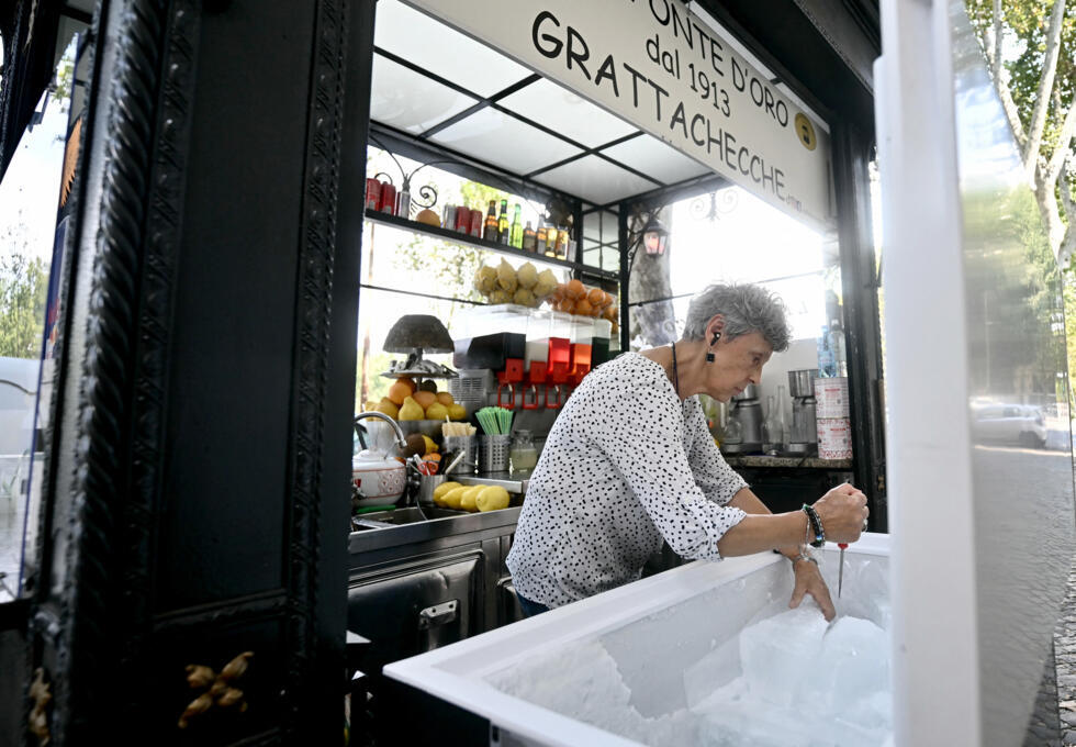 L'instant + : la "grattachecca", ce dessert glacé rafraîchissant pendant la canicule