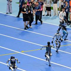 L'instant + : En Chine, les robots humanoïdes ont leur propre Jeux mondiaux L'instant + : En Chine, les robots humanoïdes ont leur propre Jeux mondiaux