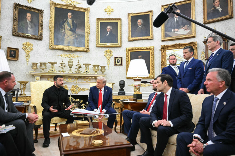 Donald Trump, Volodymyr Zelensky et la diplomatie vestimentaire Donald Trump, Volodymyr Zelensky et la diplomatie vestimentaire