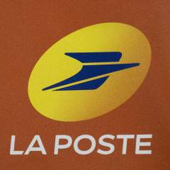 Droits de douane : la Poste "contrainte" de suspendre les envois de colis vers les États-Unis Droits de douane : la Poste "contrainte" de suspendre les envois de colis vers les États-Unis