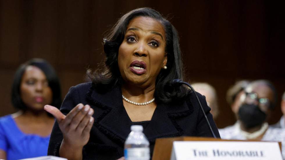 Donald Trump limoge Lisa Cook, une gouverneure de la Réserve fédérale américaine Donald Trump limoge Lisa Cook, une gouverneure de la Réserve fédérale américaine
