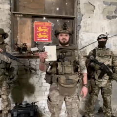 Les soldats français de Poutine : beaucoup de bruit pour une poignée de combattants Les soldats français de Poutine : beaucoup de bruit pour une poignée de combattants