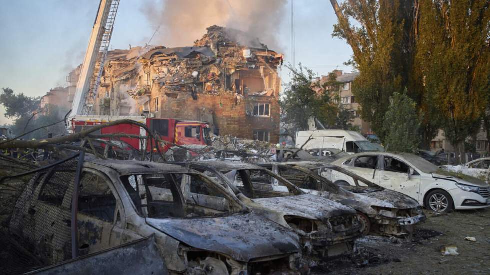 Ukraine : les frappes russes sur Kiev font 21 morts et provoquent un tollé en Europe Ukraine : les frappes russes sur Kiev font 21 morts et provoquent un tollé en Europe