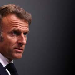 Crise politique en France : Macron entend "exercer jusqu'à son terme" son mandat Crise politique en France : Macron entend "exercer jusqu'à son terme" son mandat