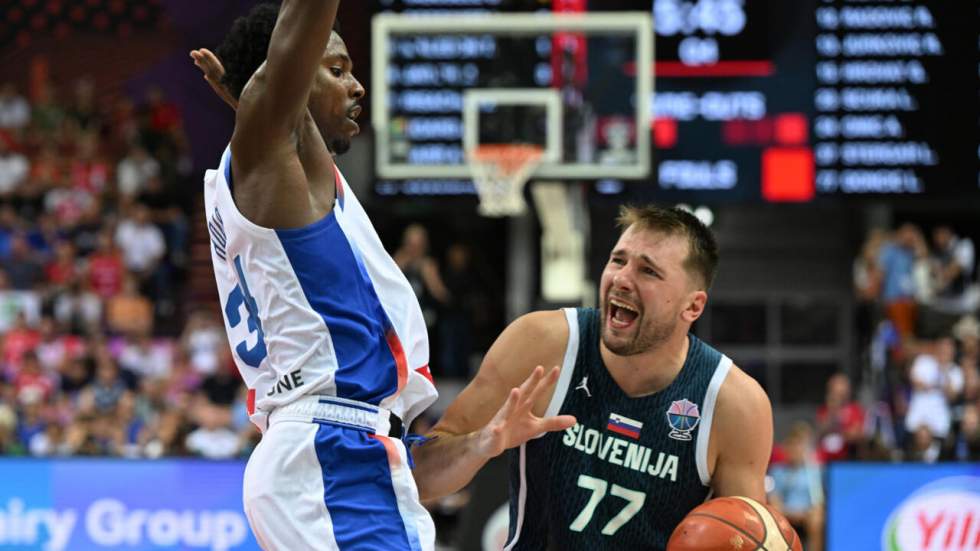 Eurobasket : les Bleus tiennent le choc face à la Slovénie de Luka Doncic Eurobasket : les Bleus tiennent le choc face à la Slovénie de Luka Doncic
