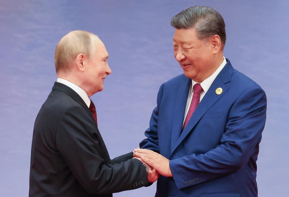 Xi Jinping dénonce une "mentalité de guerre froide" lors d'un sommet avec les grands d'Eurasie Xi Jinping dénonce une "mentalité de guerre froide" lors d'un sommet avec les grands d'Eurasie