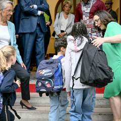 Rentrée scolaire pour les élèves français, sauf dans les Bouches-du Rhône et le Var Rentrée scolaire pour les élèves français, sauf dans les Bouches-du Rhône et le Var