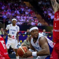 Eurobasket : grâce à Guerschon Yabusele, les Bleus rebondissent contre la Pologne Eurobasket : grâce à Guerschon Yabusele, les Bleus rebondissent contre la Pologne