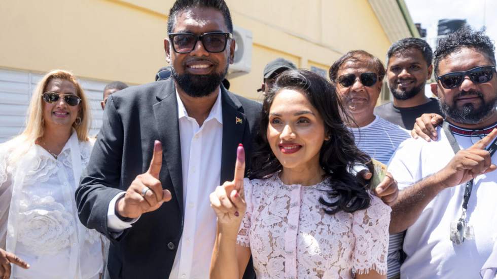 La Guyana réélit le président sortant Irfaan Ali pour gérer les richesses pétrolières La Guyana réélit le président sortant Irfaan Ali pour gérer les richesses pétrolières