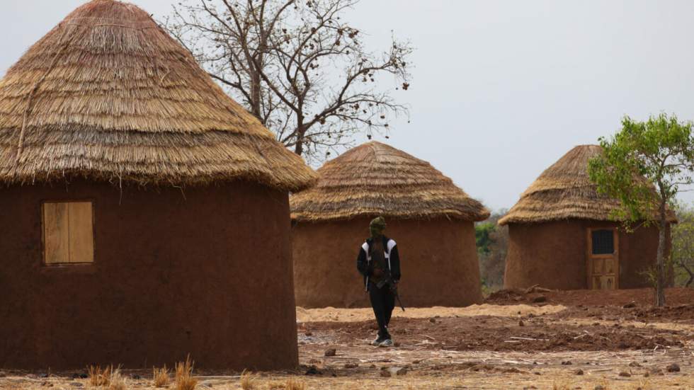 Au Ghana, des violences intercommunautaires font une trentaine de morts et 48 000 déplacés Au Ghana, des violences intercommunautaires font une trentaine de morts et 48 000 déplacés